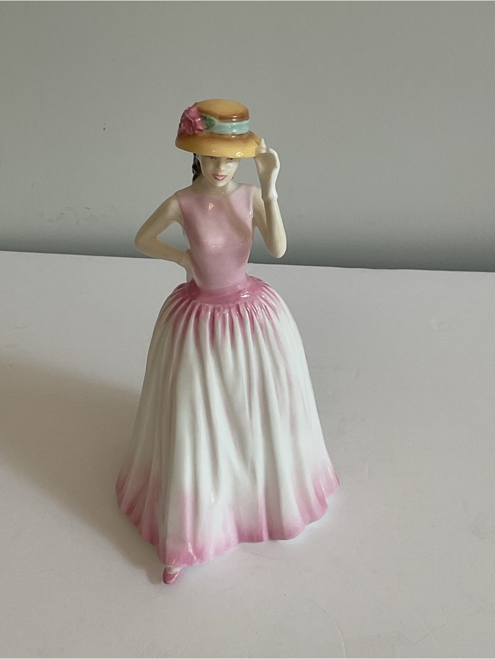 Royal Doulton Happy Birthday Decorative Porcelain Lady Figurine 
HN 4215 made in